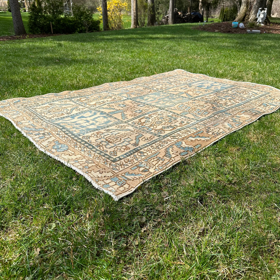 Antique Persian Bakhtiari