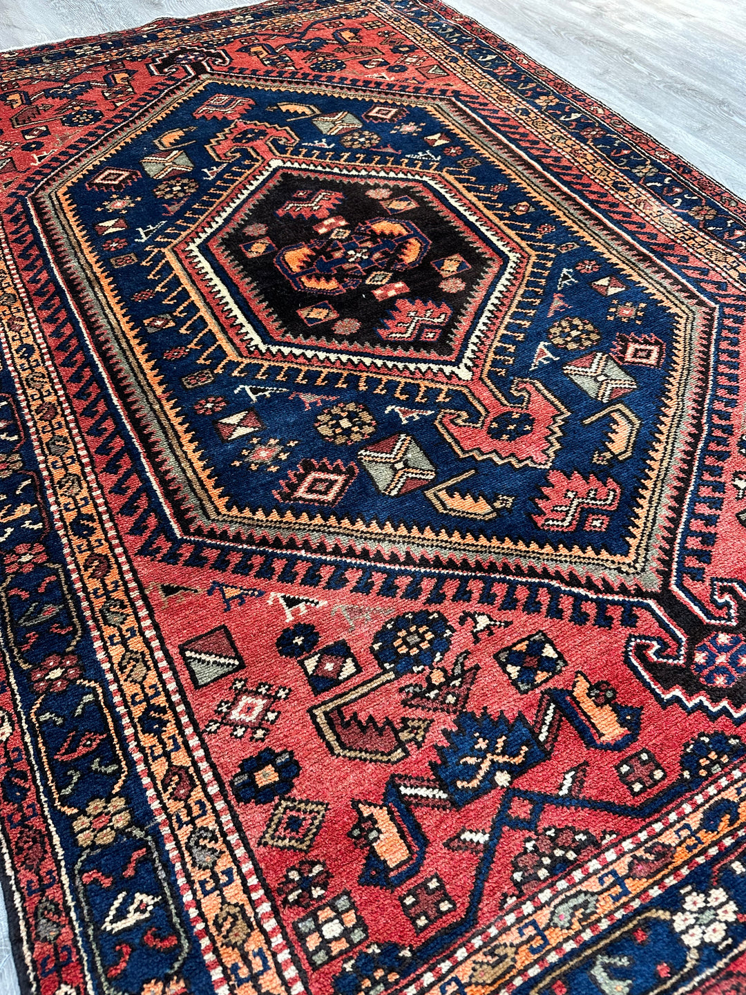 Vintage Persian Gomsheh