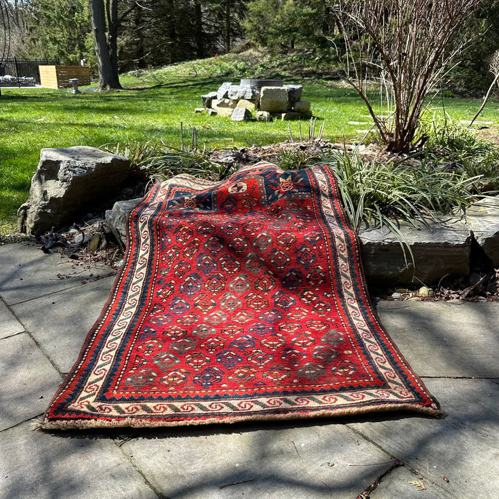 Antique Caucasian Daghistan Prayer Rug