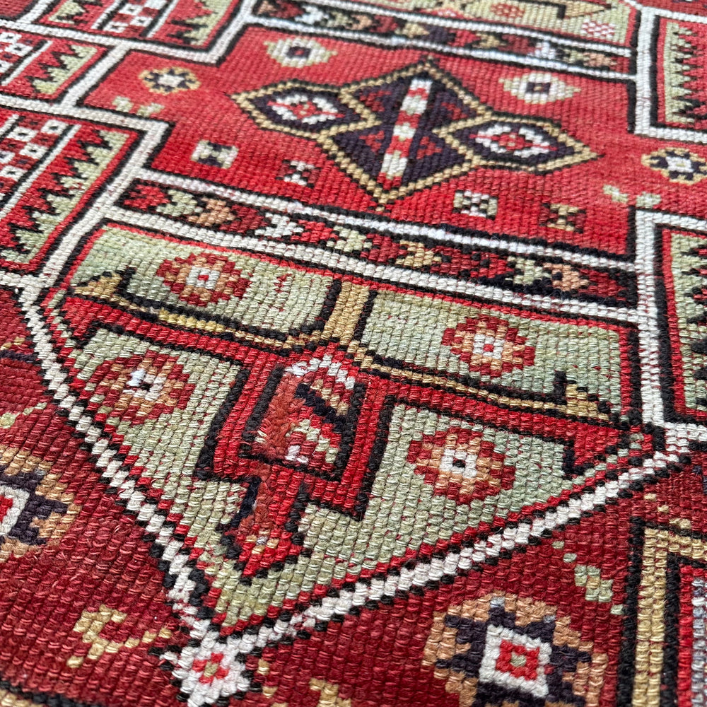 Vintage & Modern Persian Rugs – Imperial Rug Galleries