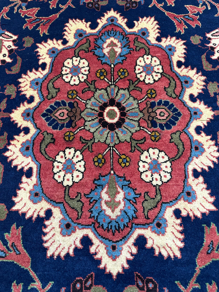 Vintage Persian Varamin