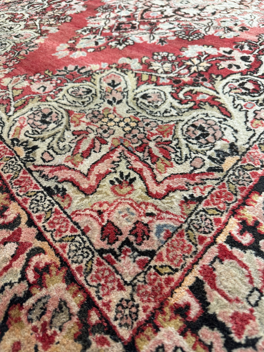 Antique Persian Sarouk