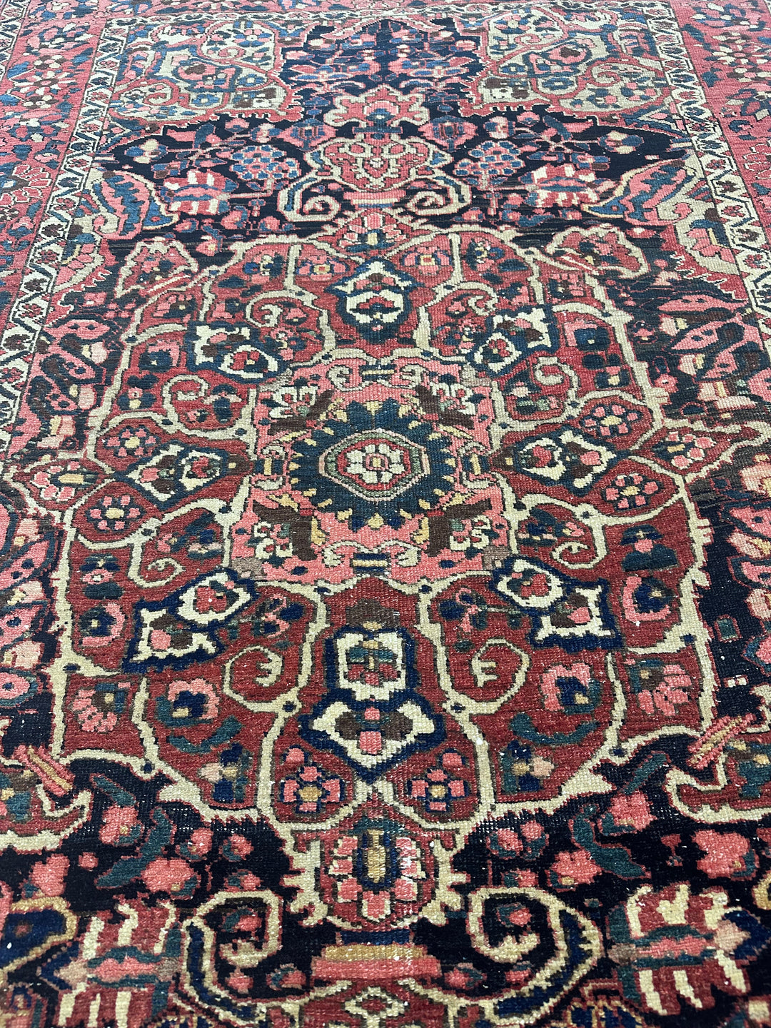 Antique Persian Bakhtiari