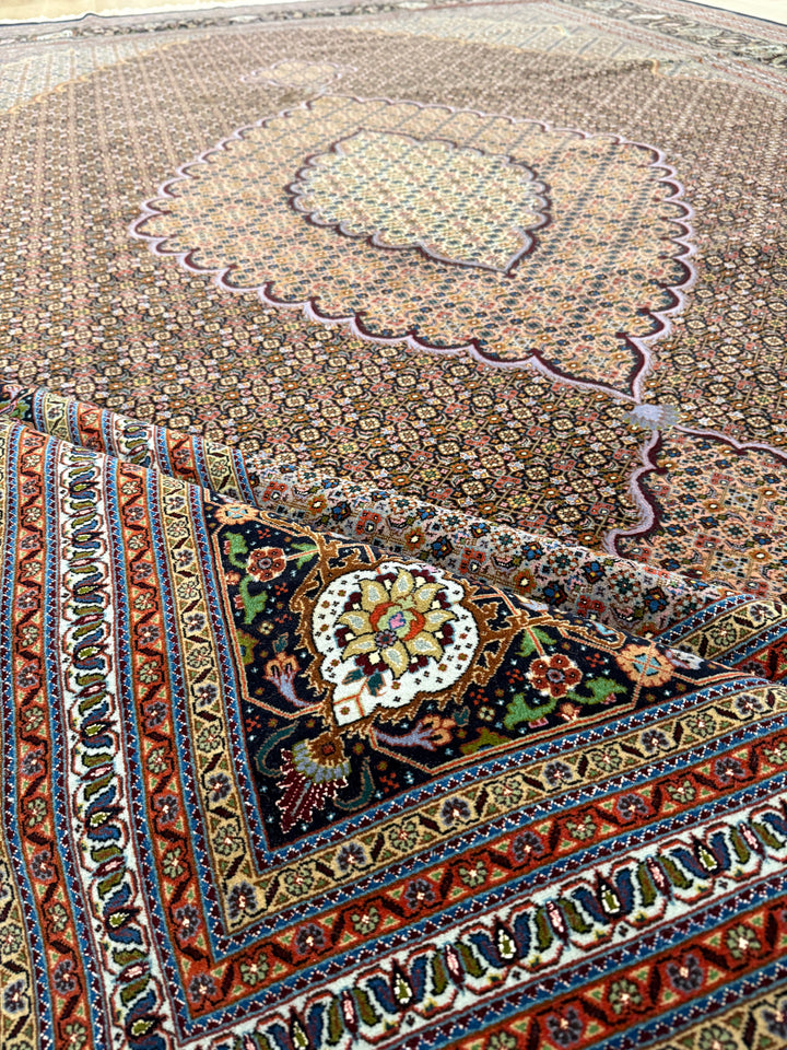 Semi Antique Mahi Tabriz