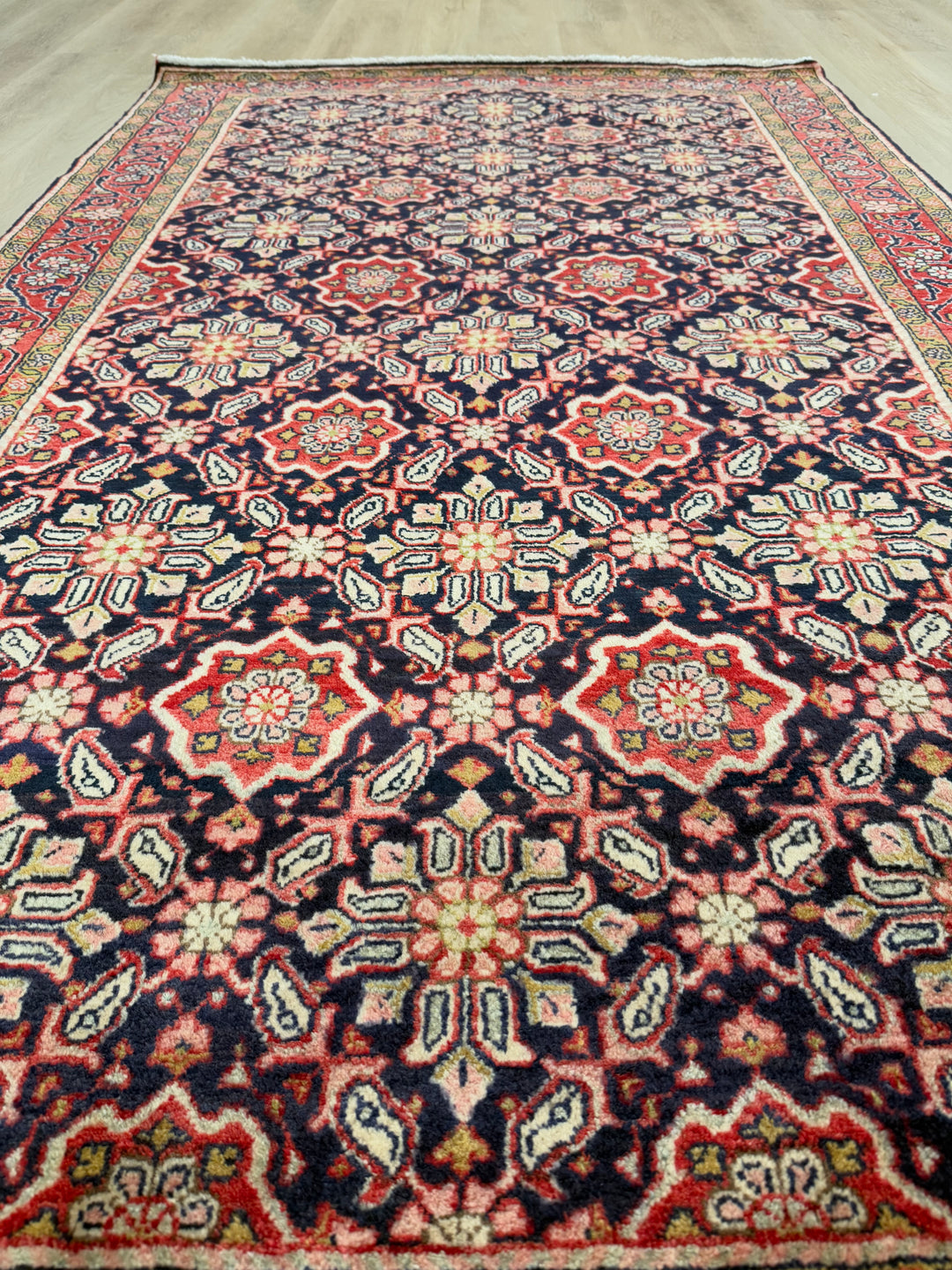 Persian Sarouk