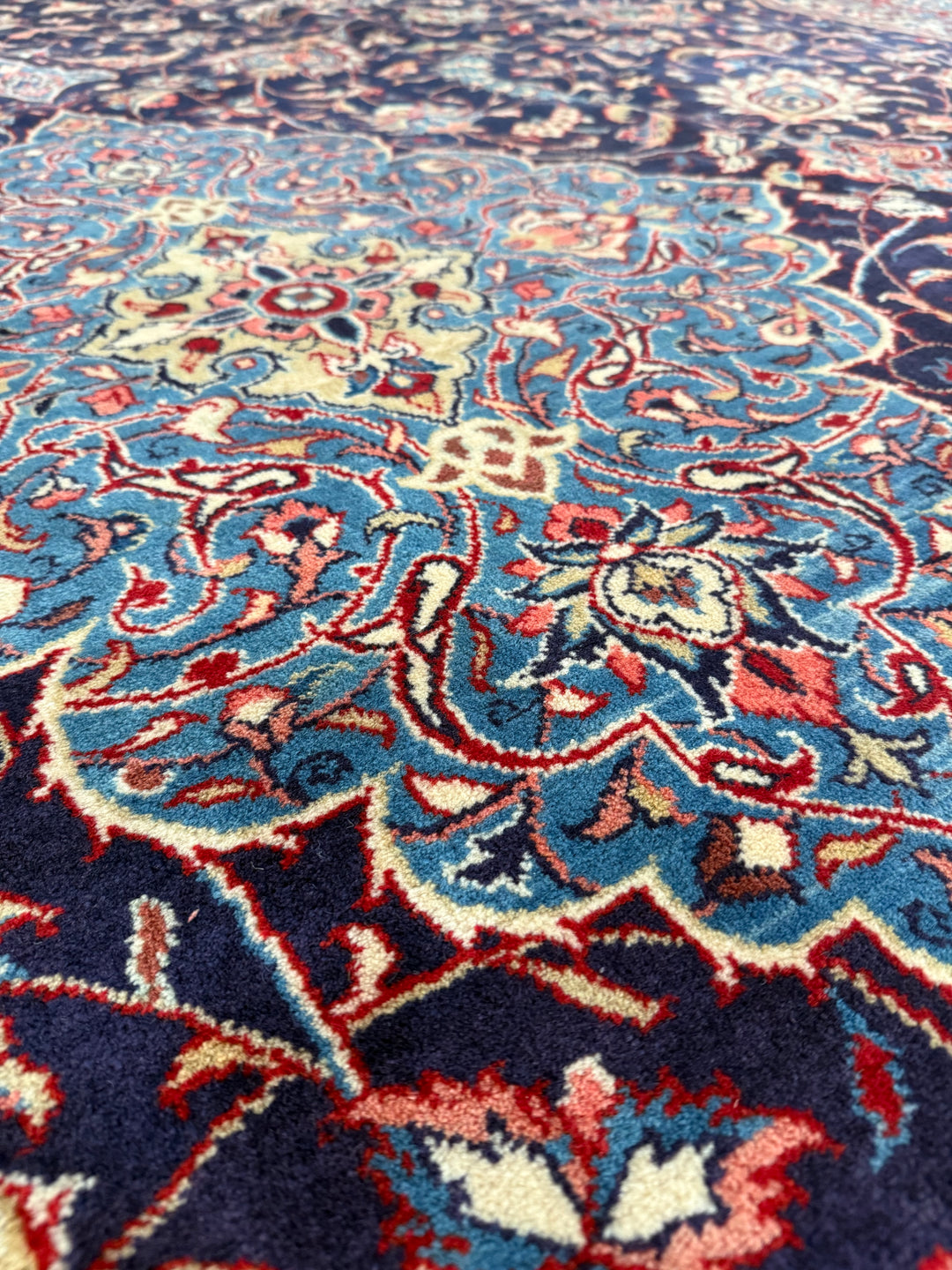 Persian Sarouk