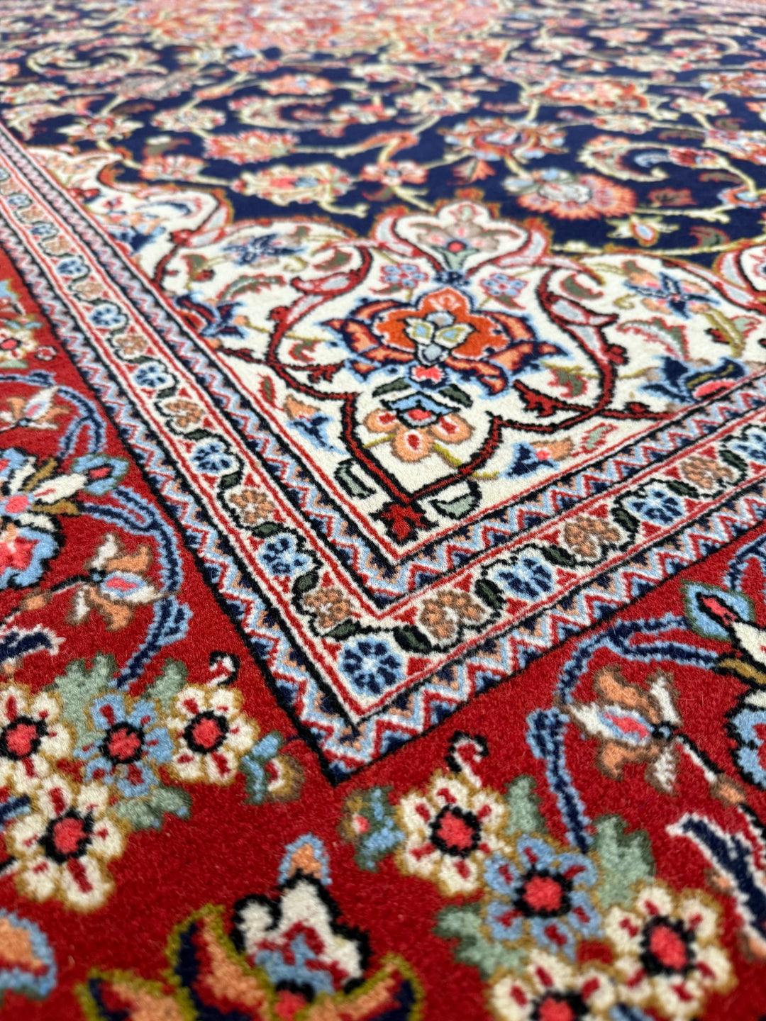 Persian Sarouk