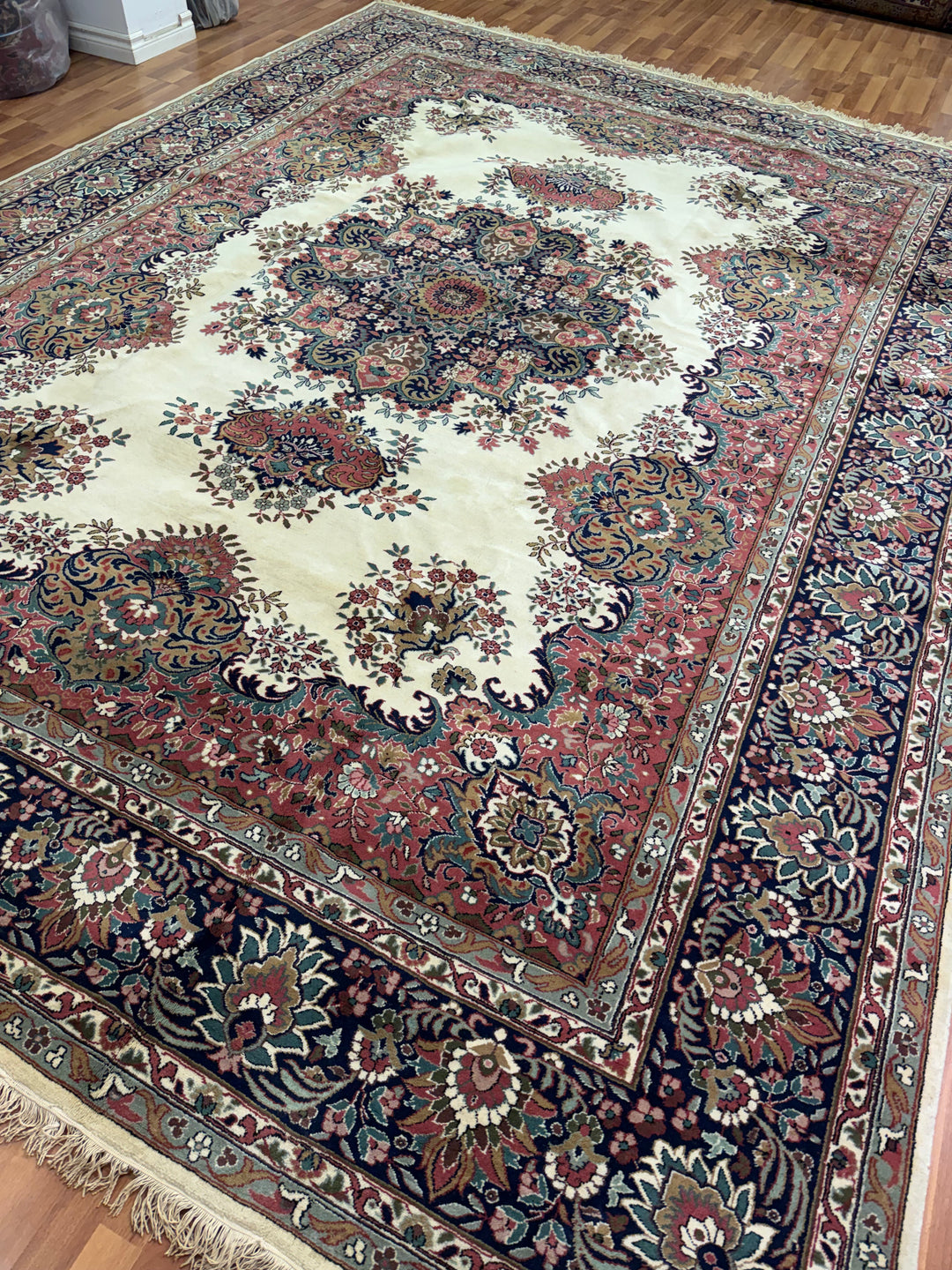 Vintage Turkish Hereke