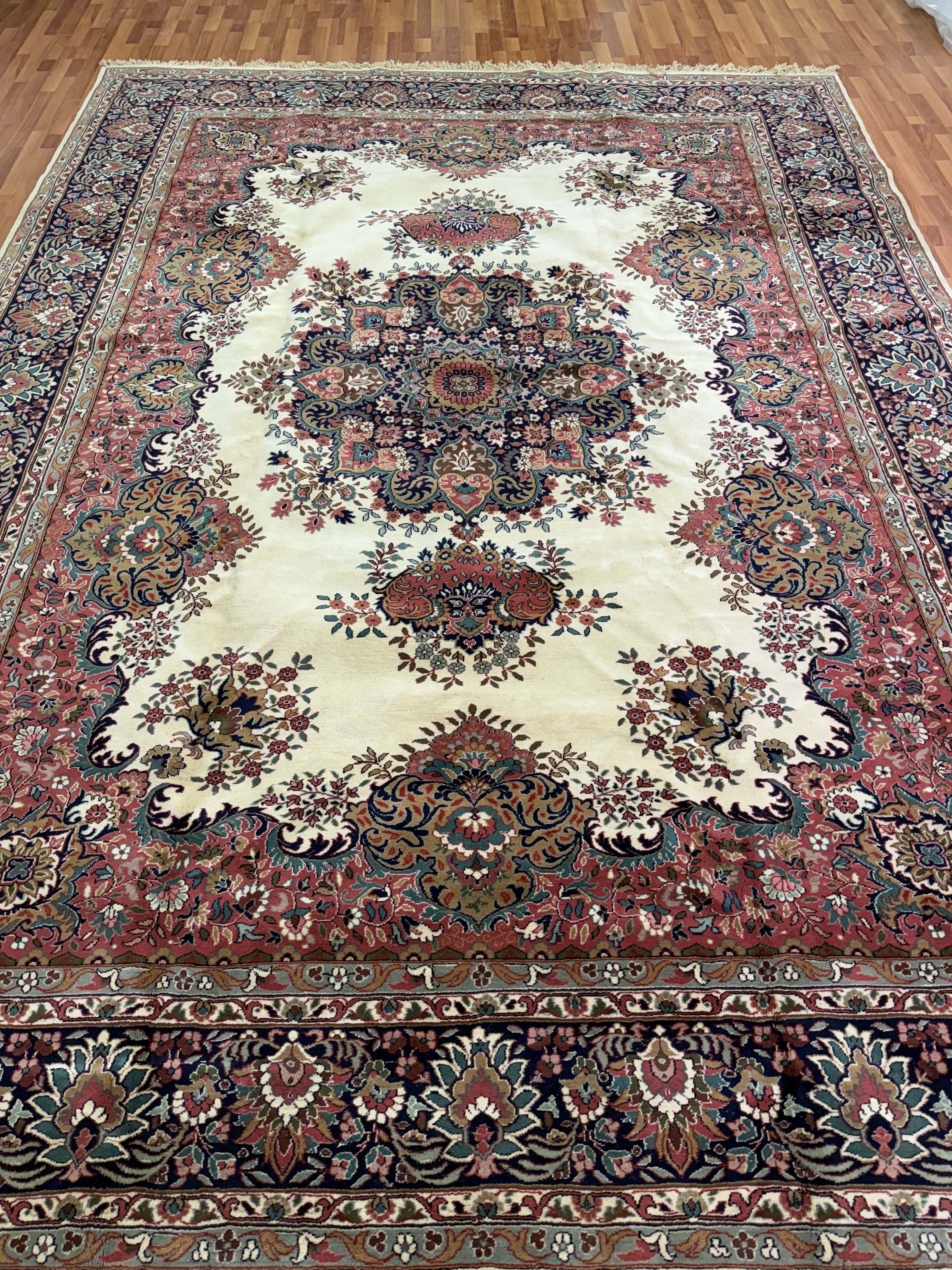 Vintage Rugs Canada | Handpicked Antique Rugs – Imperial Rug Galleries