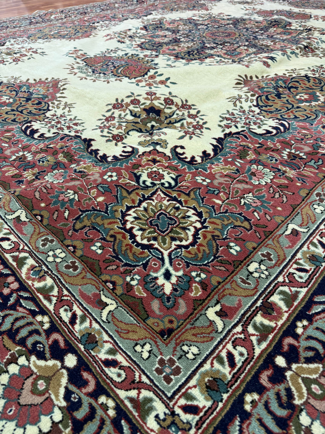 Vintage Turkish Hereke