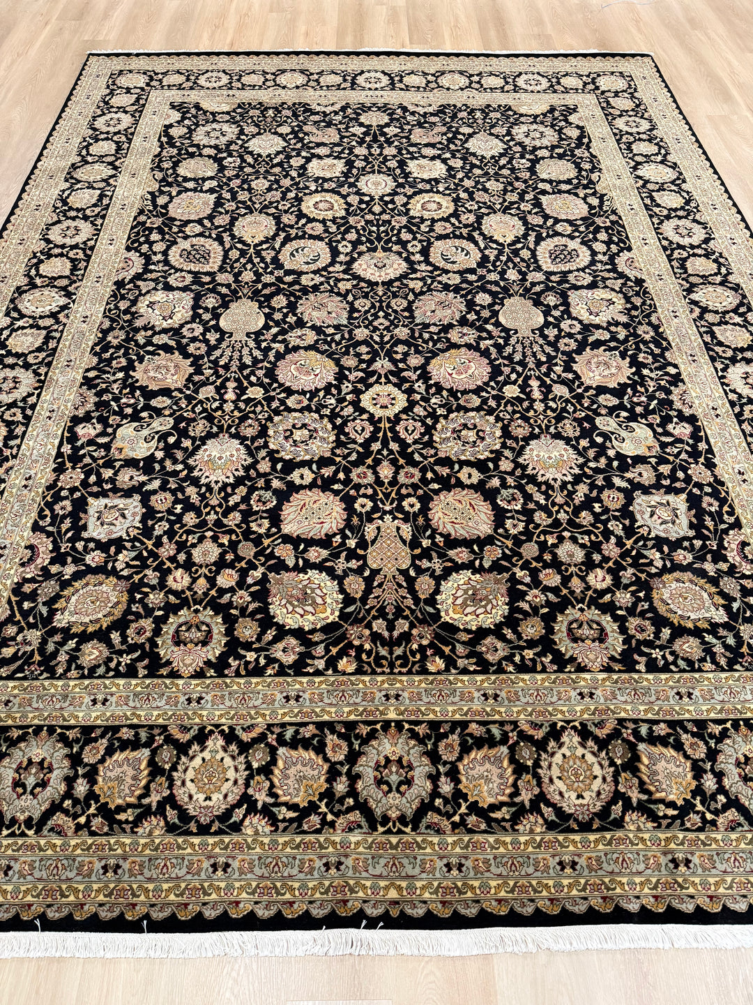 Kashmir Tabriz