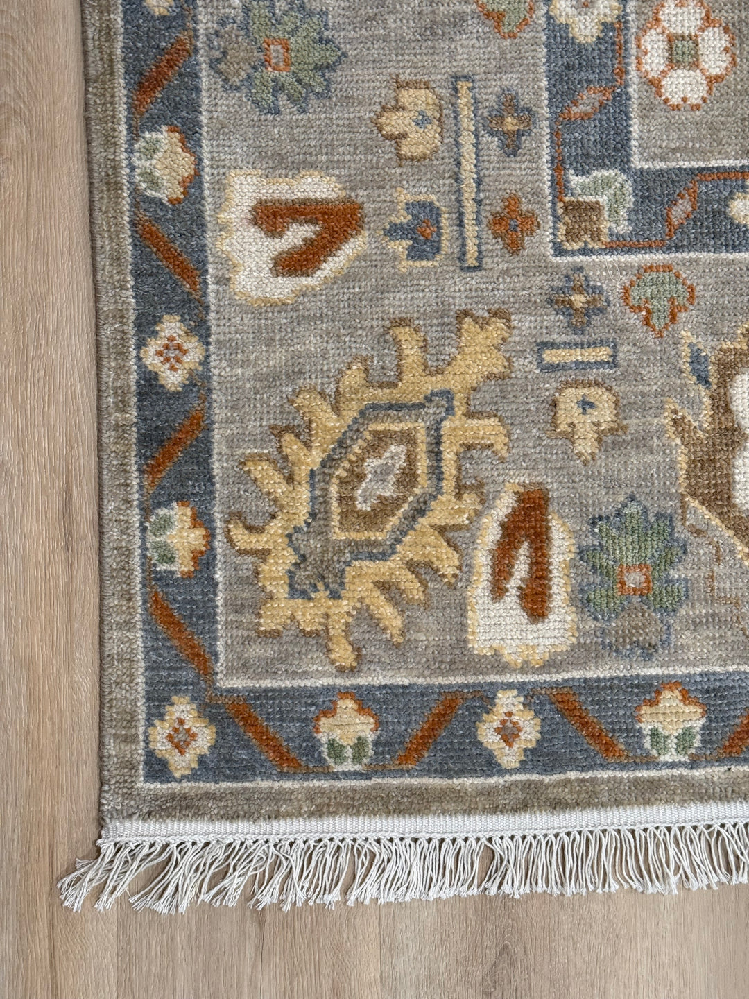 Ushak Collection