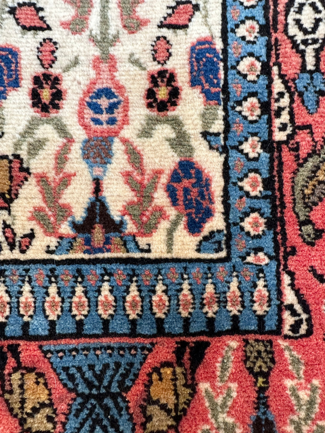 Vintage Persian Varamin